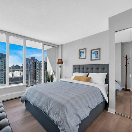 Spacious Dt 2-Bdr High-Rise With View, Pool, Gym Vancouver Exterior foto