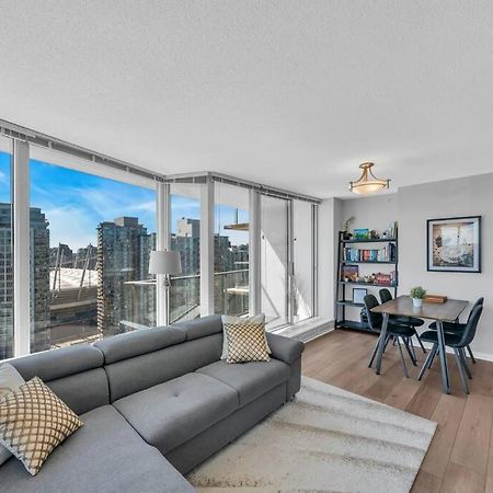 Spacious Dt 2-Bdr High-Rise With View, Pool, Gym Vancouver Exterior foto